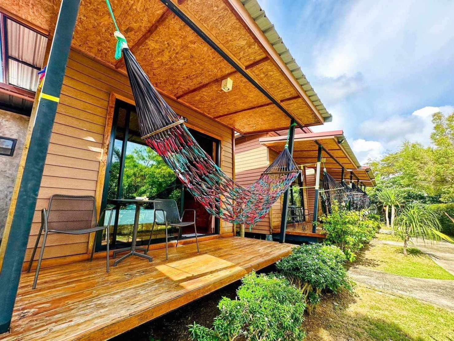 Check In Lanta 호텔 란타섬 외부 사진